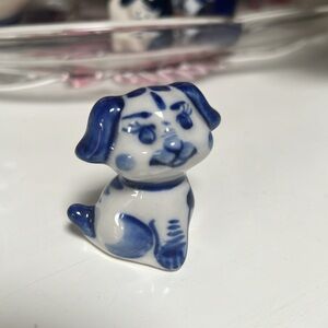 Gzhel figurine ! Hand painted